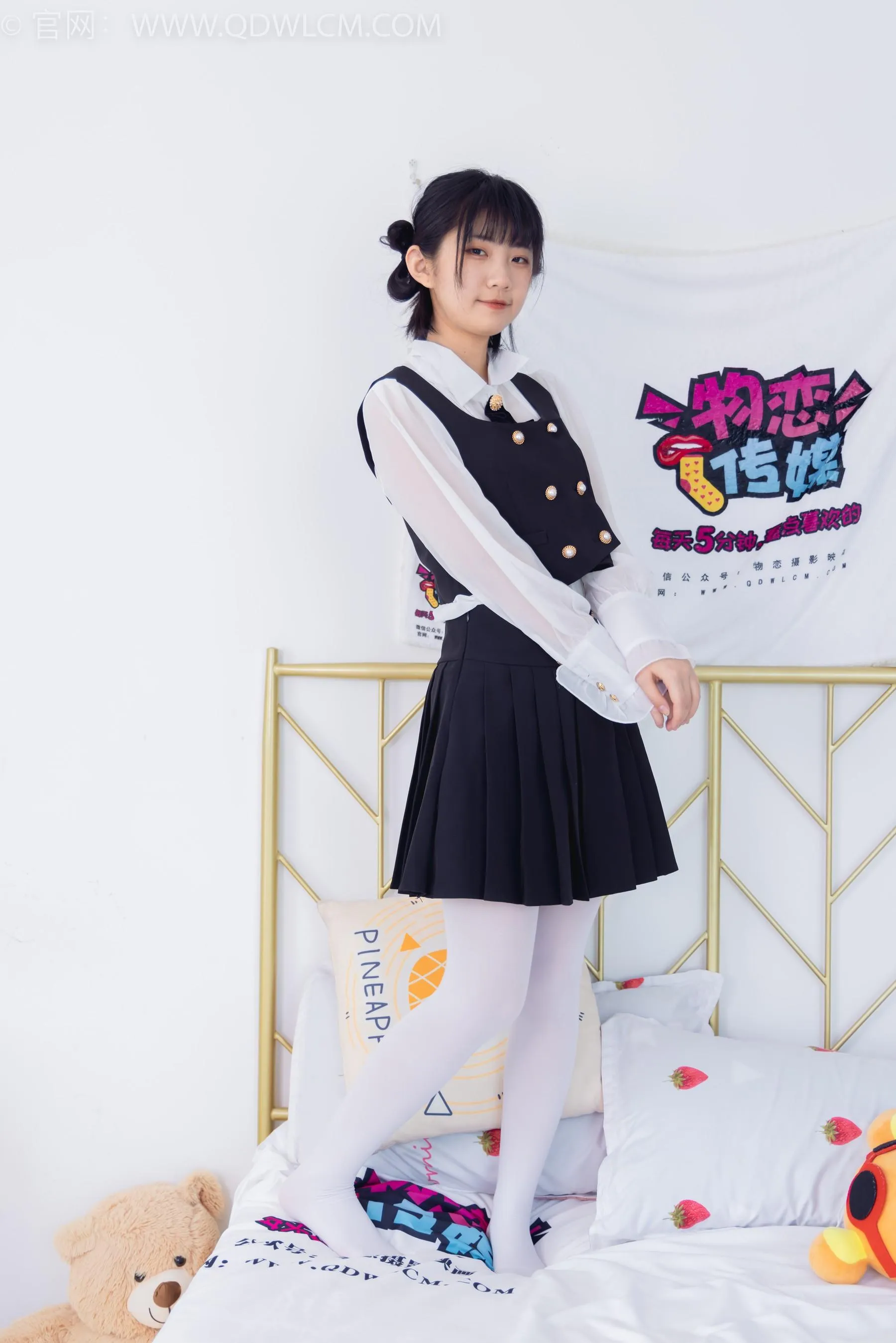 物恋传媒 NO.1555 暗月-蓝莓之恋 [155P]插图3